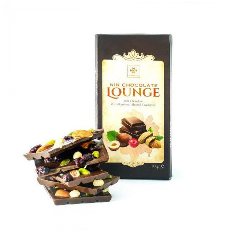 Lounge Milk Chocolate With Almonds And Nuts 110 Gr