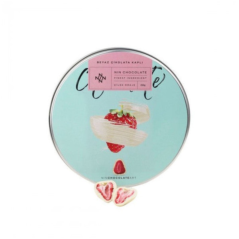 White Chocolate Covered Strawberry Dragee 250 Gr