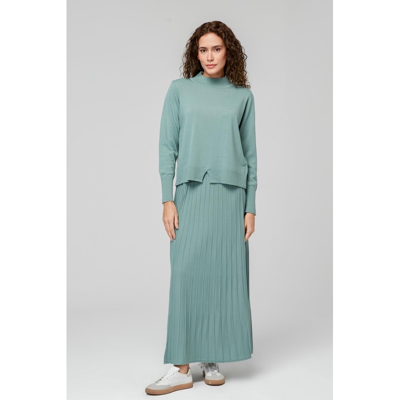 23321 Women's Green Knitwear Sweater Skirt Set