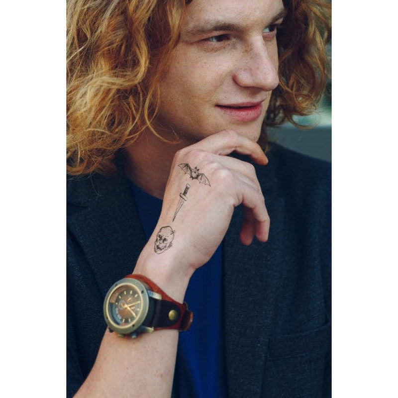 Figure -8 Temporary Tattoo, Temporary Tattoo, Body Tattoo, Arm Wrist Tattoo, Neck Tattoo, Back Tattoo