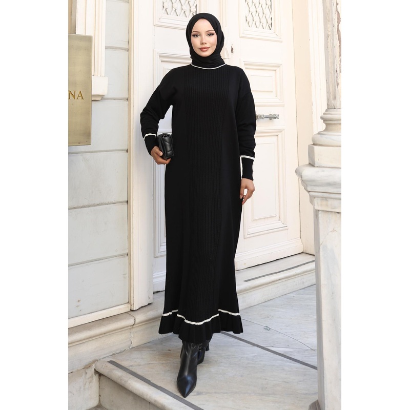 Stone Detailed Cuff Knit Dress Black 6150