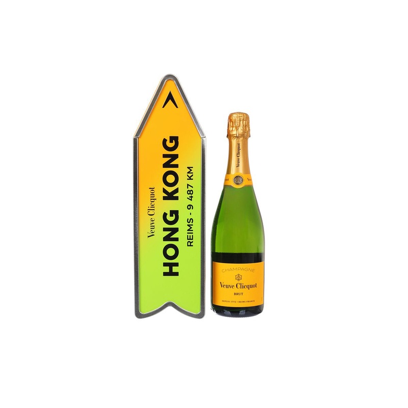 VEUVE CLICQUOT Green Arrow  (750mL)