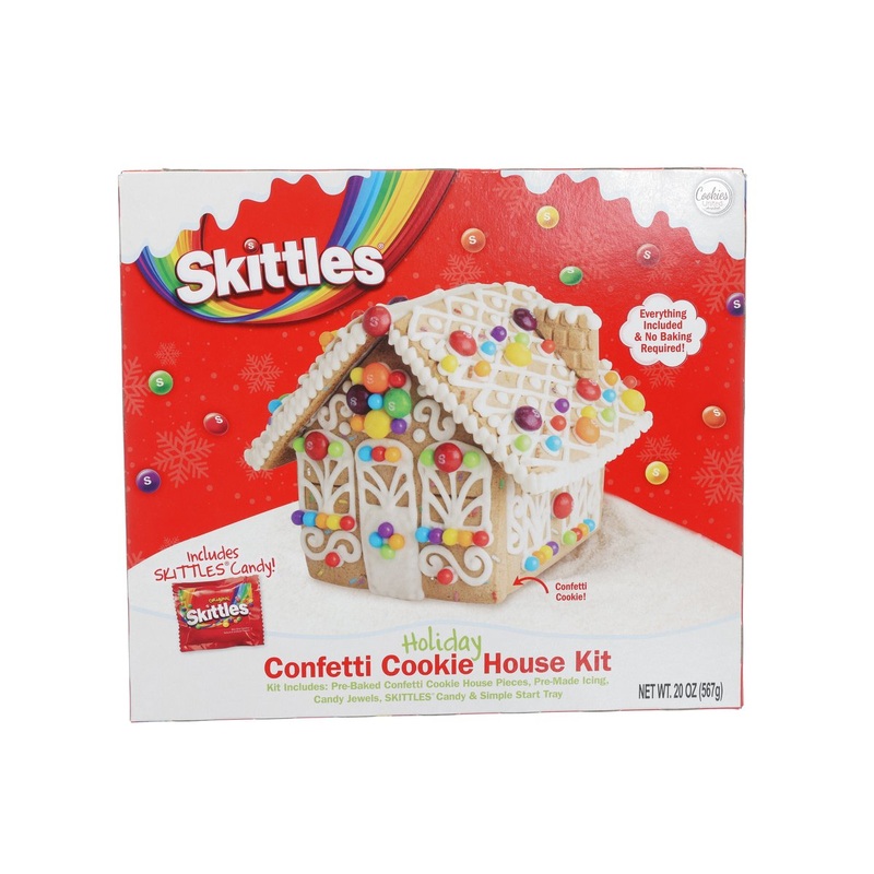 COOKIES UNITED Skittles Holiday Confetti Cookie House Kit  (567g)