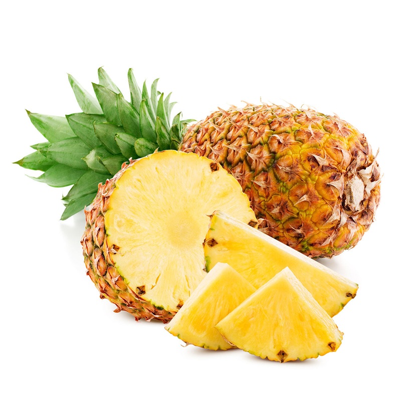 FRESH PINEAPPLES